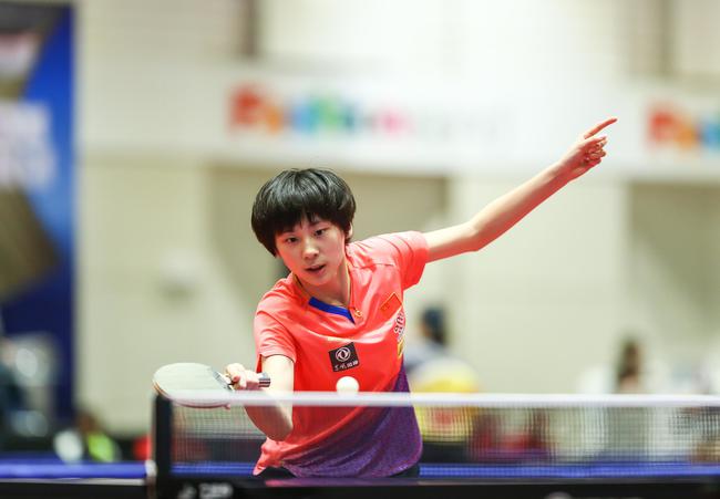 她在比赛中 她在比赛中