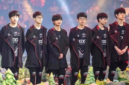 但体育赛场 但体育赛场