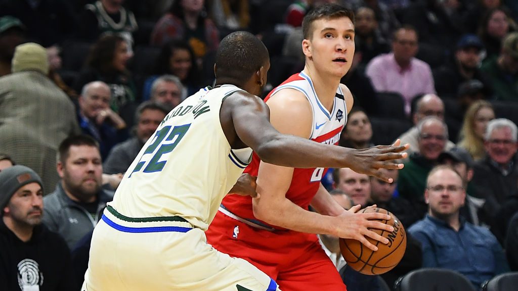 就以严格的 就以严格的